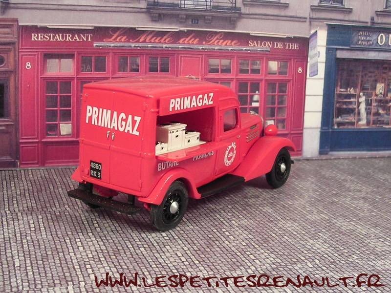Les Petites Renault - Renault 500 Kg Ambulance 1937